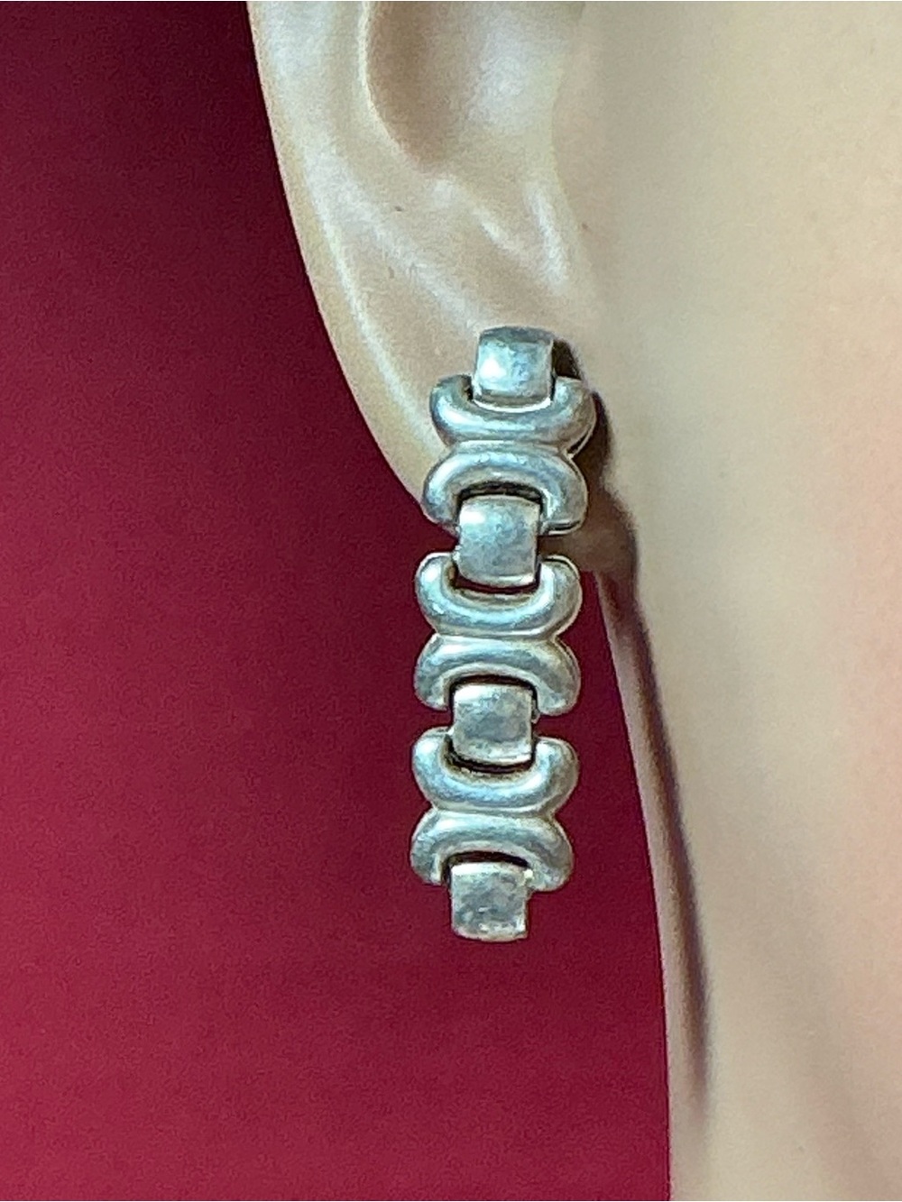 Sterling Silver Geometric Link Shaped Dangle Earrings. 1.25” long